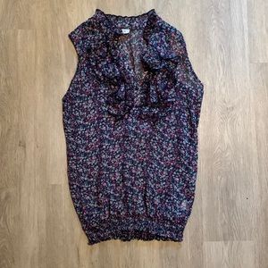 Sleeveless Floral Ruffle Front Top